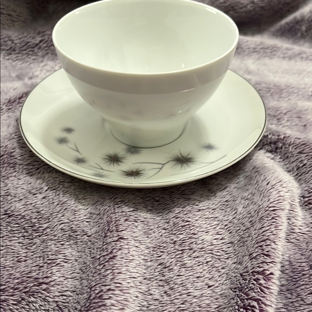 White Porcelain Coffee & Tea Set with Elegant Design